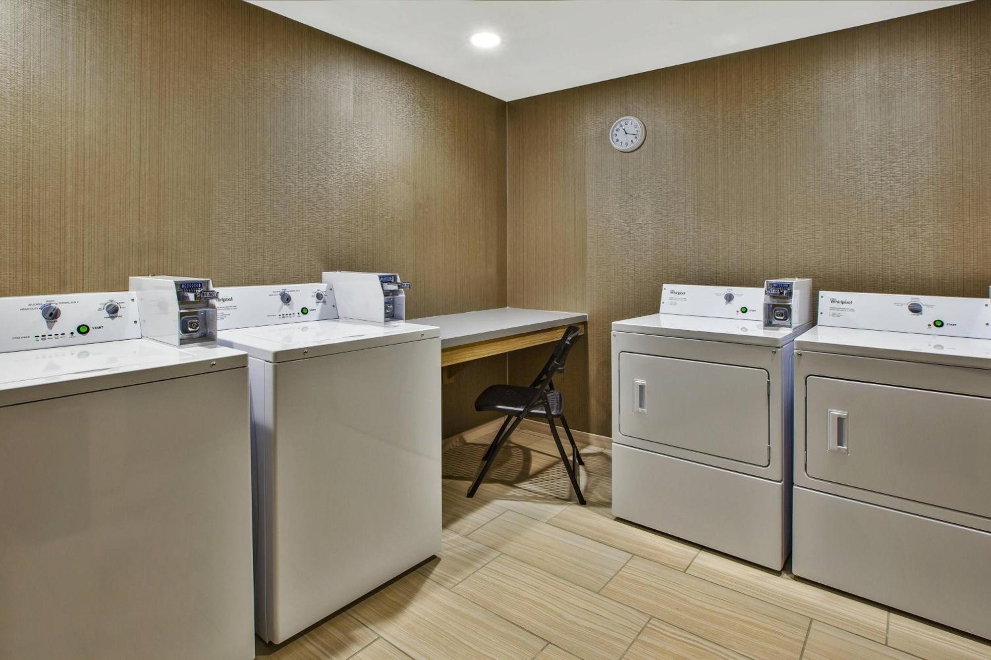 Springhill Suites By Marriott Pittsburgh Butler/Centre City Exterior foto
